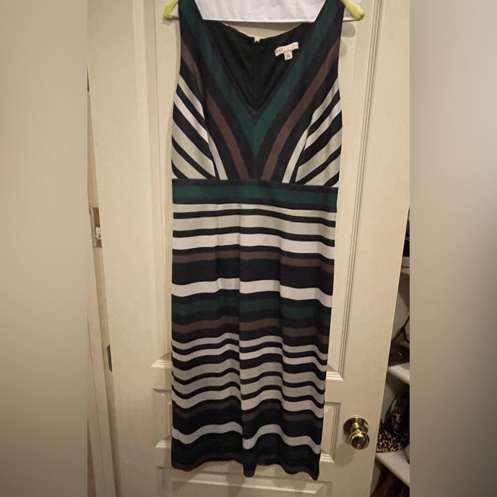 V-Neck multicolored stripped dress